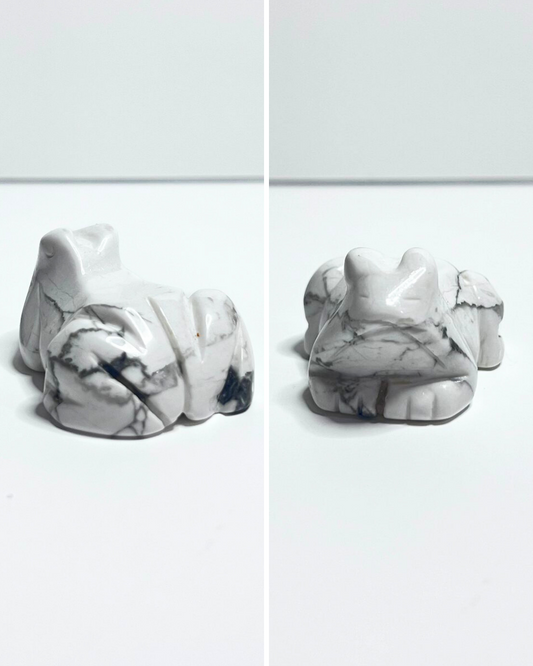 Howlite Frog